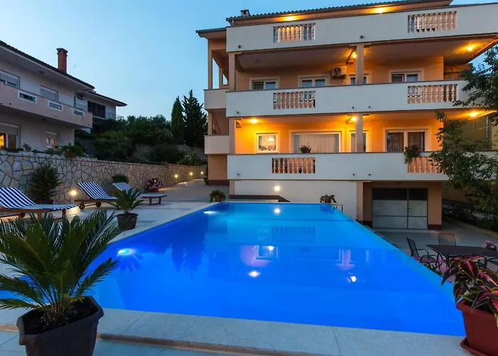 شقة Standard Two Bedroom With Balcony And Pool كرك