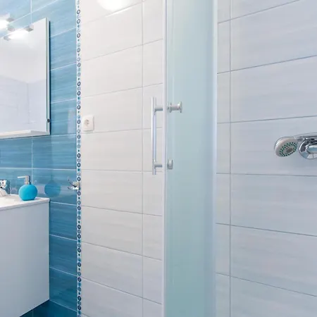 Standard Two Bedroom With Balcony And Pool *