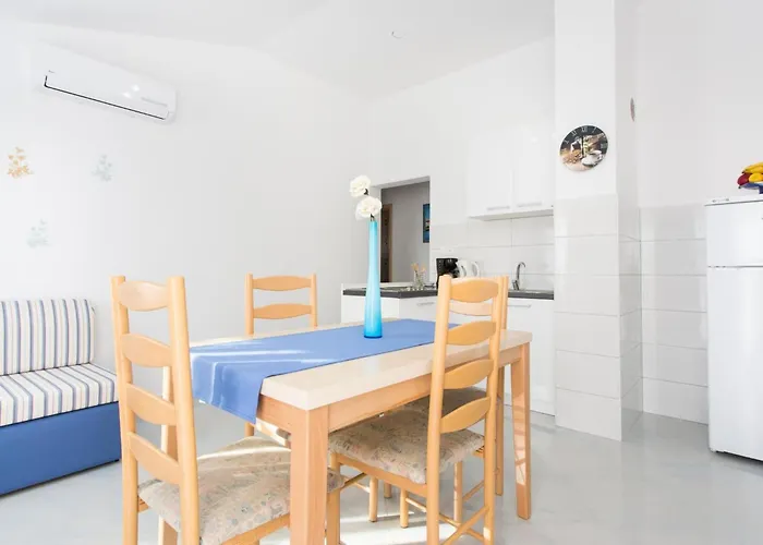 Apartment Standard Two Bedroom With Balcony And Pool Krk Town