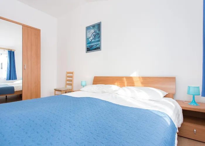 Standard Two Bedroom With Balcony And Pool * Krk Town